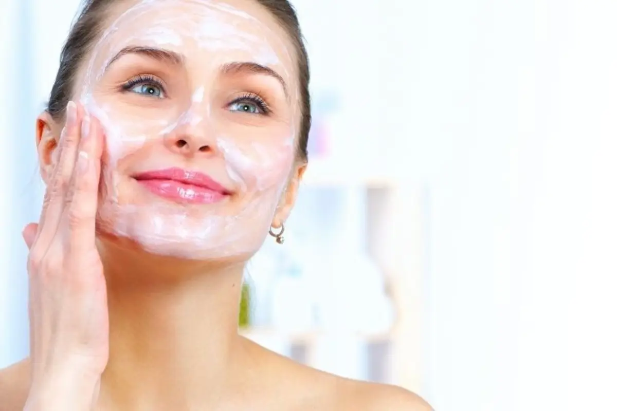 Il motivo per cui la tua crema viso perde efficacia: correggi subito con questi passaggi Il motivo per cui la tua crema viso perde efficacia: correggi subito con questi passaggi