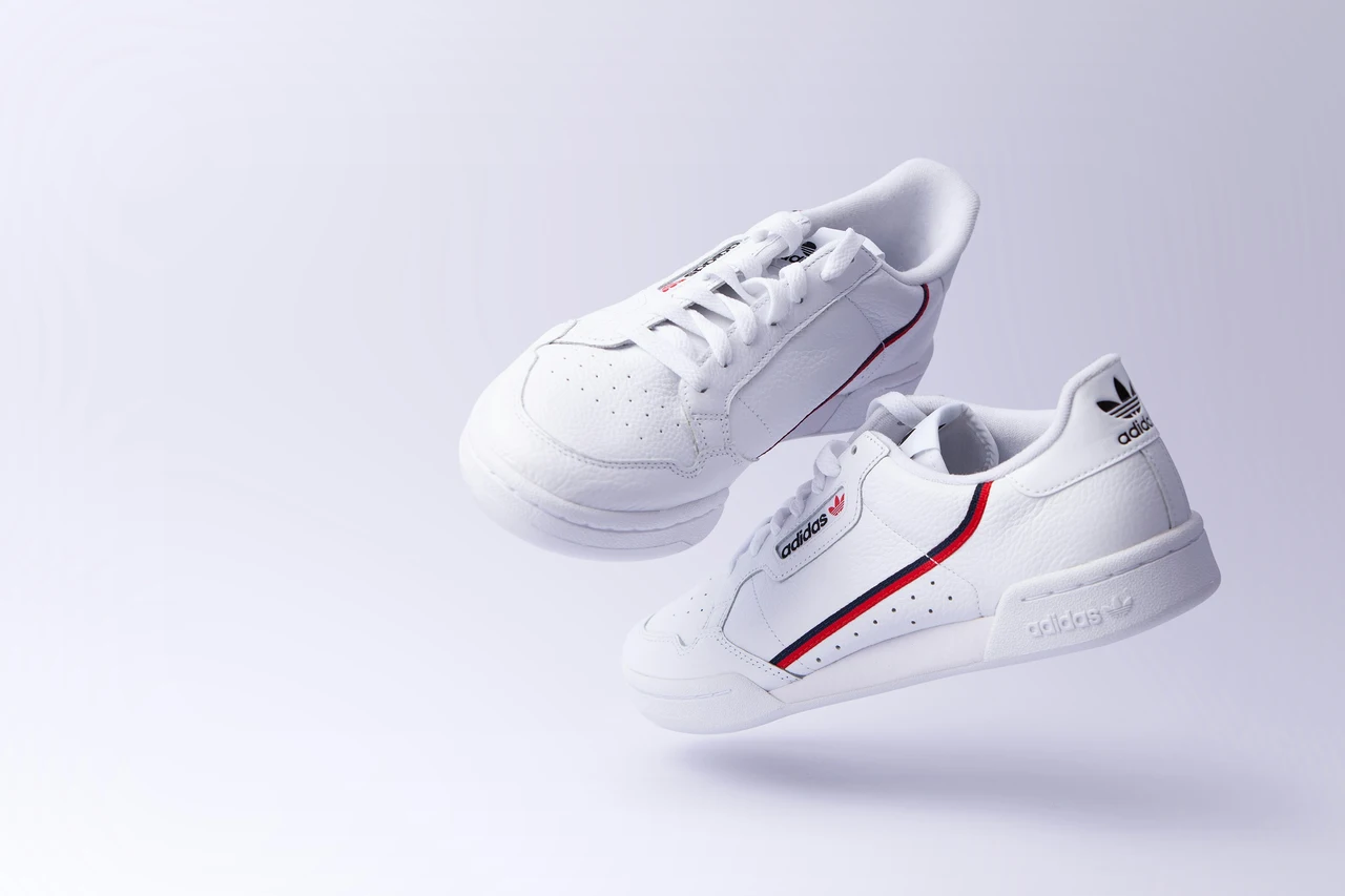 Evita problemi con queste tecniche per la pulizia delle sneakers chiare Evita problemi con queste tecniche per la pulizia delle sneakers chiare