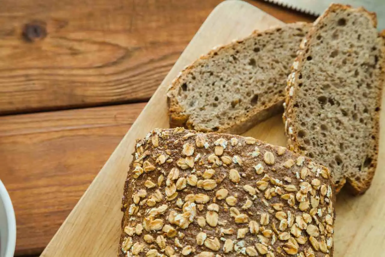 Pane integrale e pressione: i benefici riconosciuti dai medici italiani Pane integrale e pressione: i benefici riconosciuti dai medici italiani